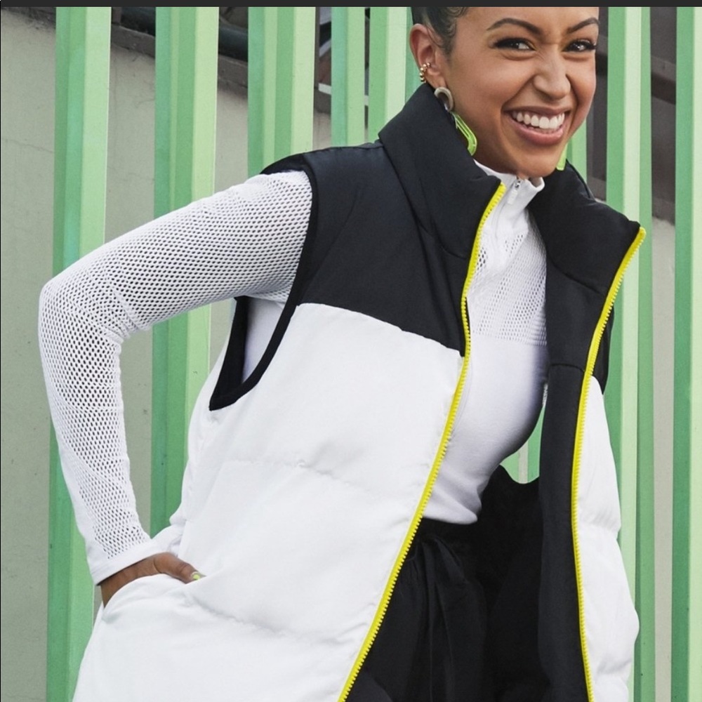 Fabletics Kristen Reversible Puffer Vest